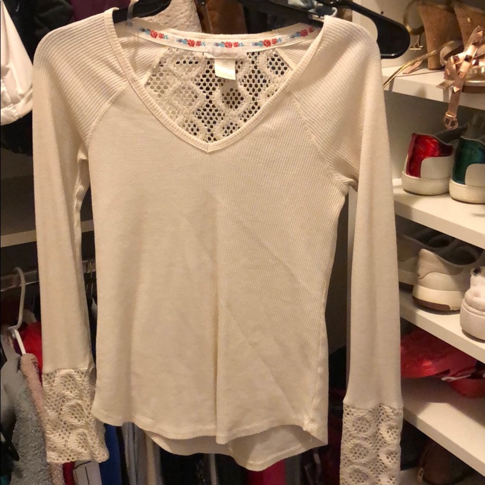 Adorable long sleeve shirt